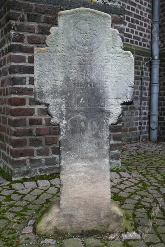 Sandsteinkreuz8 Sandsteinkreuz8