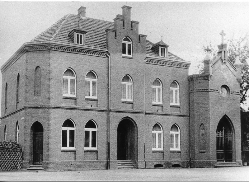 Historische Aufnahme Kirchplatz2_3alt-kbroich